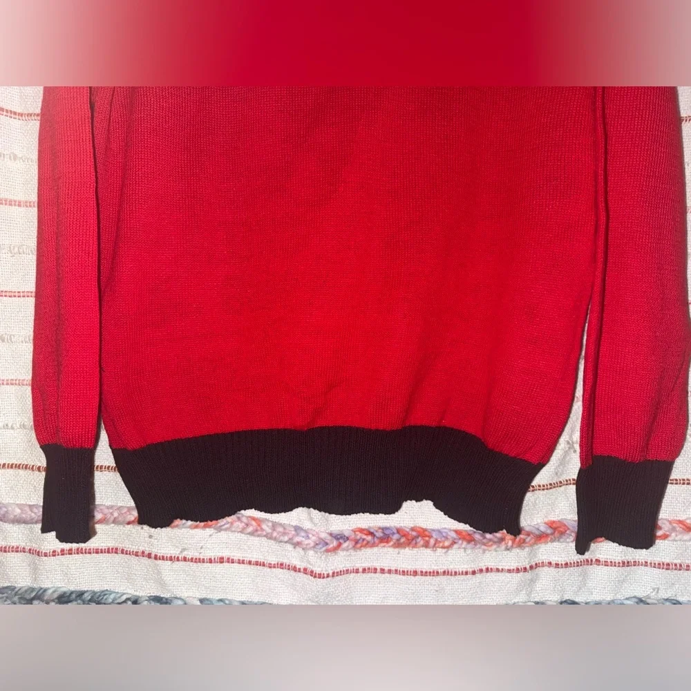 Men’s Star Wars Darth Vader Red and Black Crewneck Sweater NWOT - Picture 4 of 7